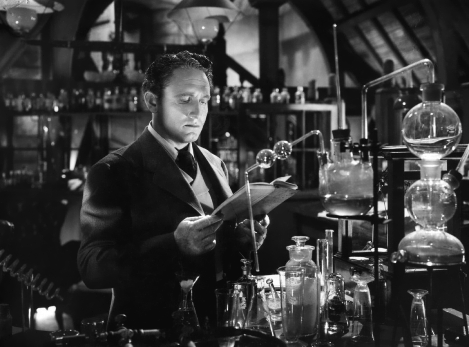 Dr Jekyll Et Mr Hyde Film 2018 Épinglé par Orions Gate sur Kamera | Docteur, Film, Actrice